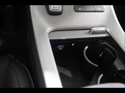 Used 2025 Hyundai Palisade SEL AWD/4WD image 17