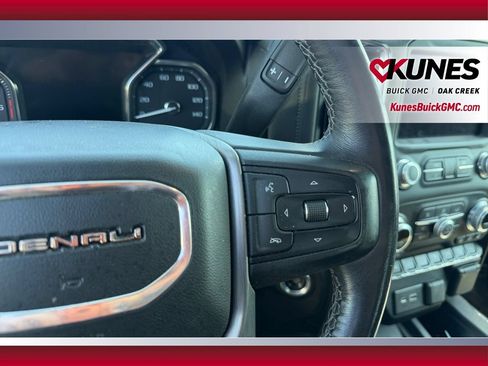 Used 2022 GMC Sierra 3500 Denali w/ Denali Ultimate Package AWD/4WD image 18