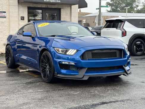 Used 2017 Ford Mustang Coupe RWD image 17