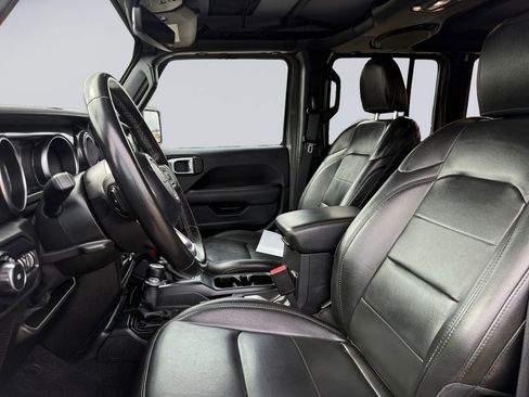 Used 2021 Jeep Wrangler Unlimited Sahara image 10