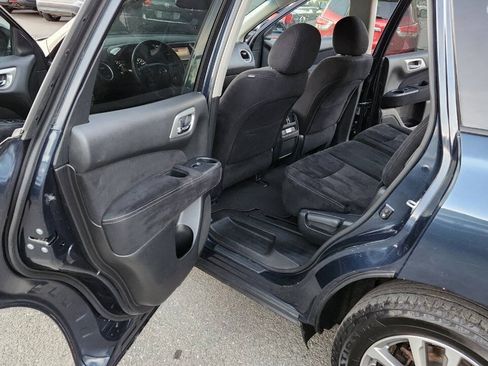 Used 2015 Nissan Pathfinder SV w/ Cargo Package FWD image 29