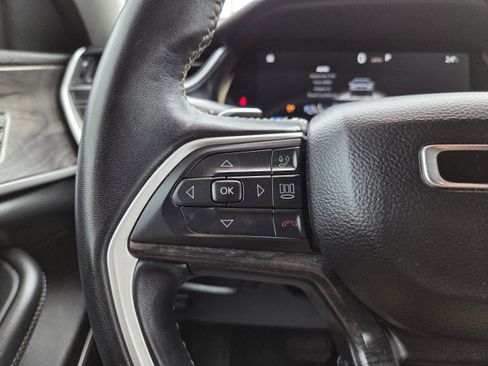 Used 2022 Jeep Grand Cherokee L Limited image 41