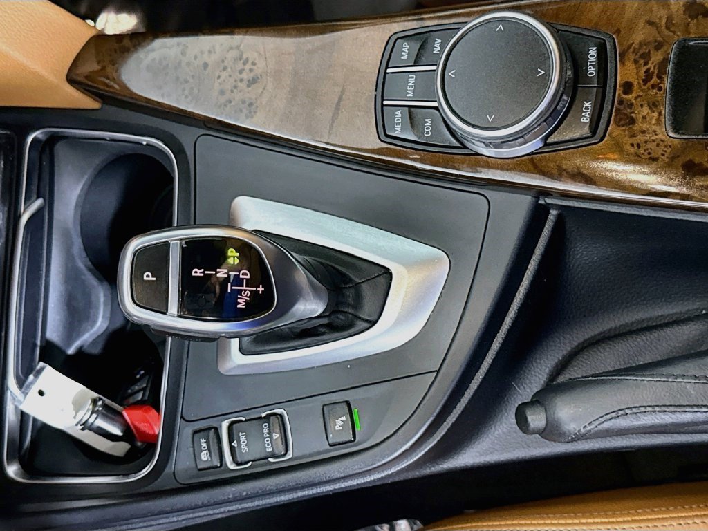 Used 2018 BMW 430i Convertible RWD image 19