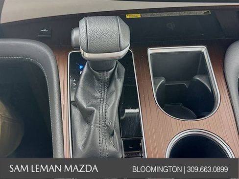 Used 2021 Toyota Sienna XLE w/ XLE Plus Package image 17