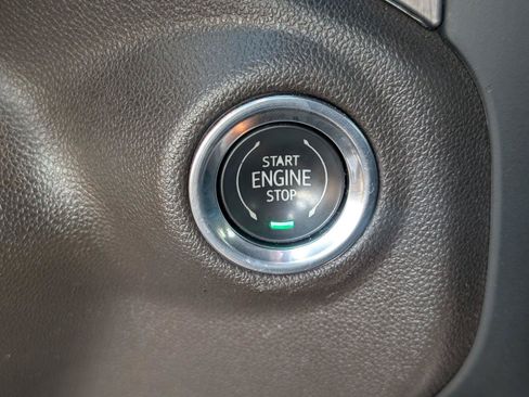 Used 2021 GMC Sierra 1500 Denali w/ Technology Package AWD/4WD image 25
