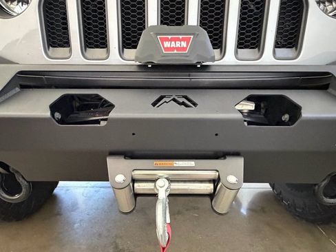 Used 2018 Jeep Wrangler Unlimited Rubicon AWD/4WD image 14