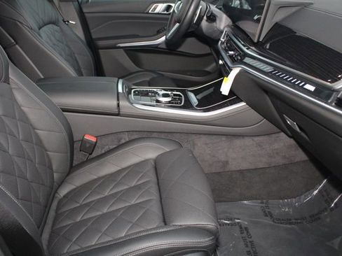 Used 2025 BMW X5 M60i image 27