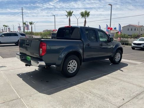 Used 2016 Nissan Frontier SV AWD/4WD image 7
