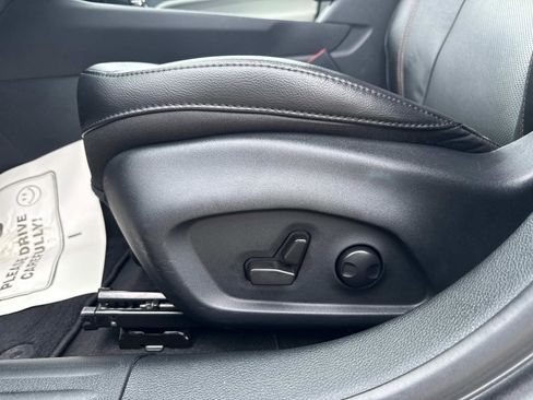 Used 2022 Jeep Compass Limited image 19