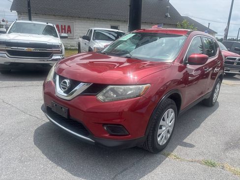 Used 2016 Nissan Rogue S AWD/4WD image 1