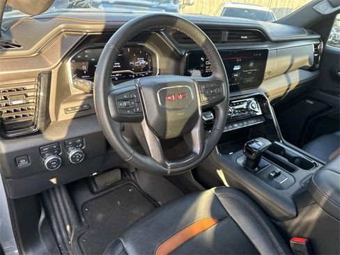 Used 2024 GMC Sierra 1500 AT4 w/ Technology Package image 22