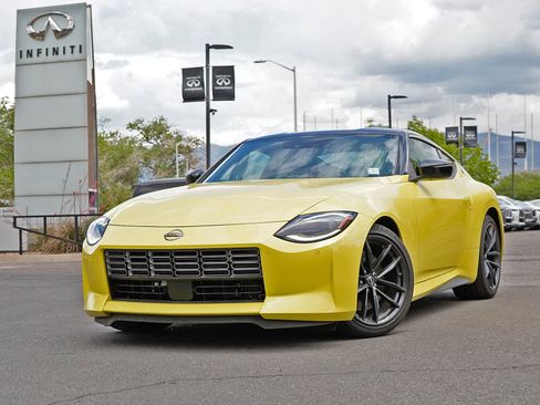 Used 2024 Nissan Z Performance w/ Floor Mat Package RWD image 1