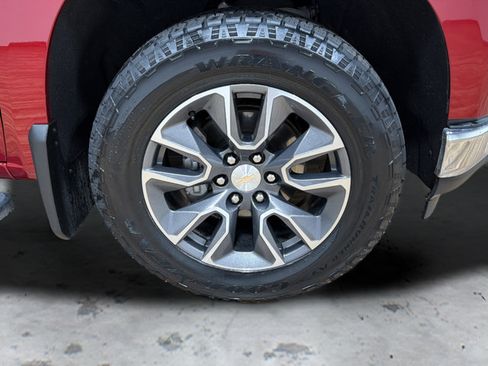 Used 2022 Chevrolet Silverado 1500 LT w/ Bed Protection Package AWD/4WD image 10