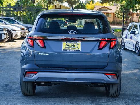 New 2026 Hyundai Tucson SE image 5