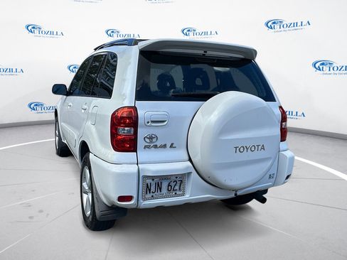 Used 2004 Toyota RAV4 2WD image 3