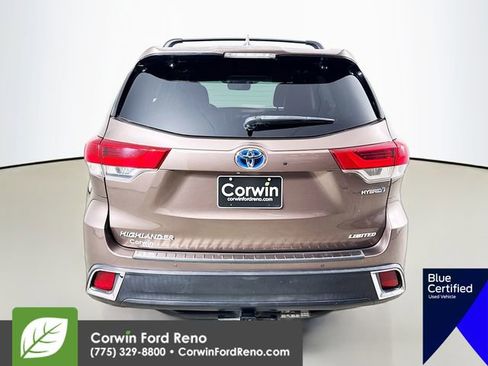 Used 2017 Toyota Highlander Limited Platinum image 8