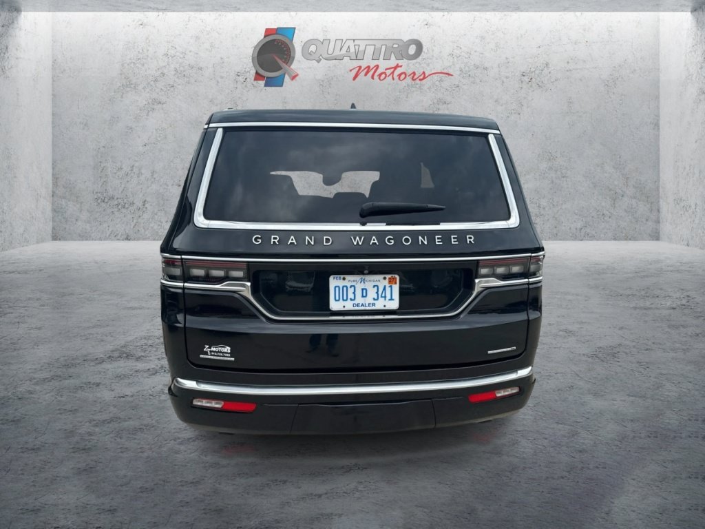 Used 2022 Jeep Grand Wagoneer Series I w/ HD Trailer Tow Package AWD/4WD image 4