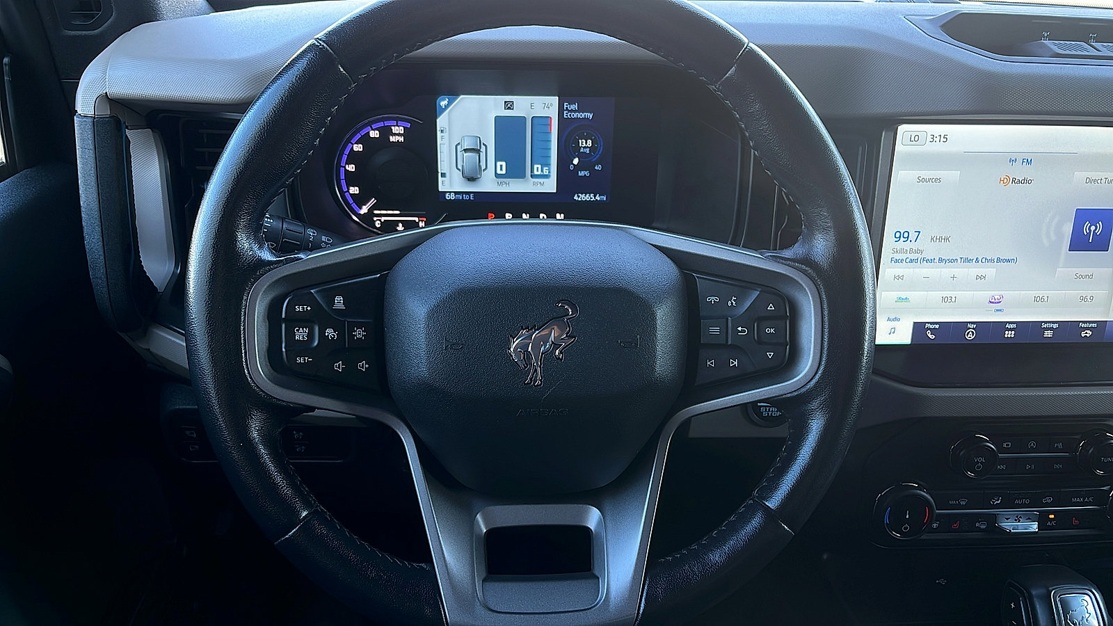 Used 2022 Ford Bronco Wildtrak AWD/4WD image 18