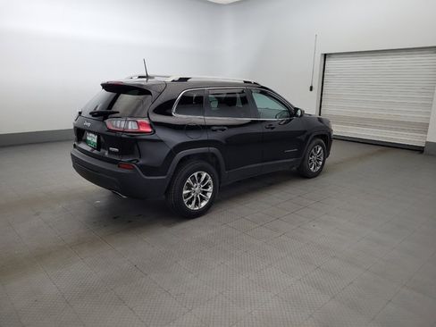 Used 2019 Jeep Cherokee Latitude Plus w/ Cold Weather Group AWD/4WD image 10