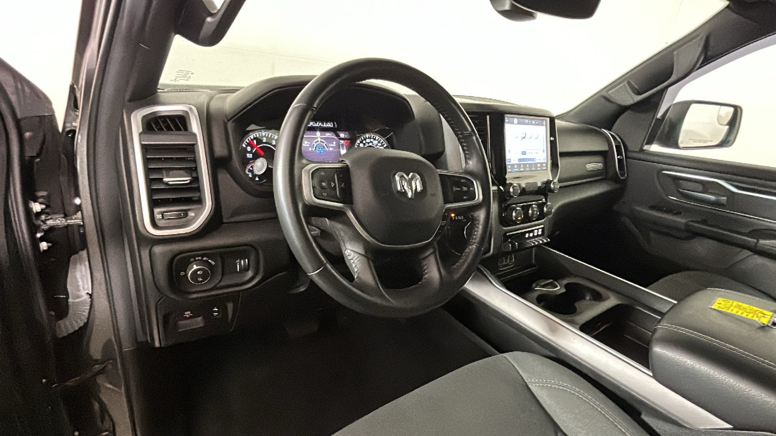 Used 2022 RAM 1500 Big Horn RWD image 16
