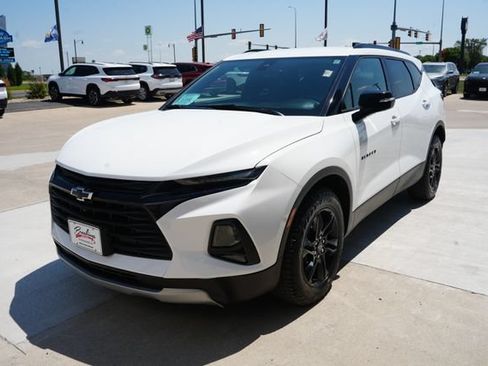 Used 2022 Chevrolet Blazer LT w/ Sound & Technology Package AWD/4WD image 30