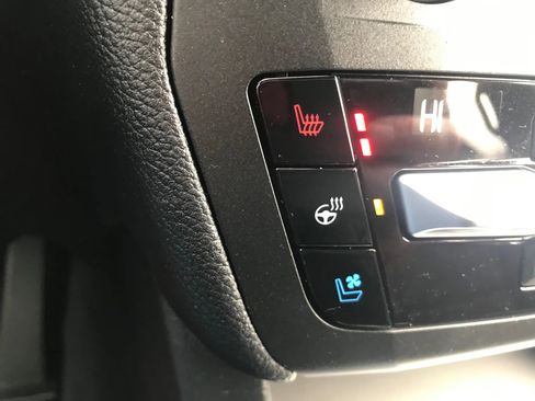 Used 2020 Ford Explorer Limited w/ Class III Trailer Tow Package image 27