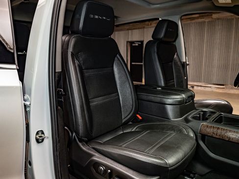 Used 2021 GMC Sierra 1500 Denali w/ Denali Ultimate Package image 28