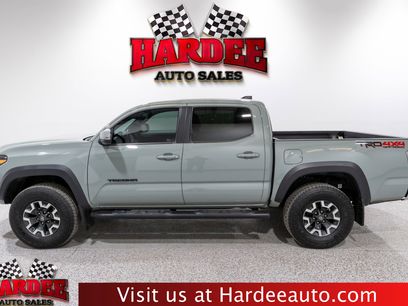 Used 2023 Toyota Tacoma TRD Off-Road w/ Black Out Package (TMS)
