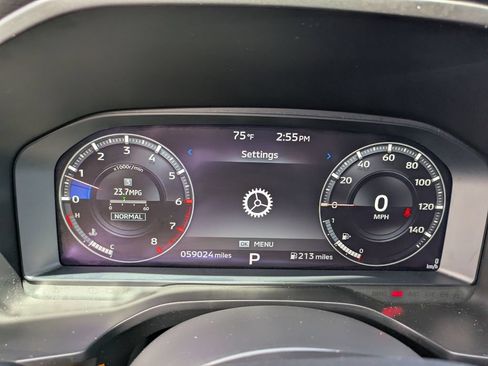 Used 2024 Mitsubishi Outlander SEL AWD/4WD image 28
