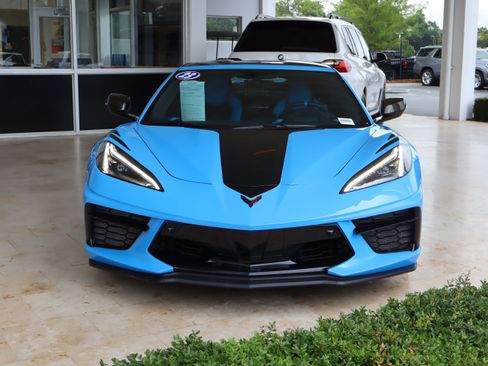 Used 2023 Chevrolet Corvette Stingray Premium Cpe w/ Z51 Performance Package RWD image 3