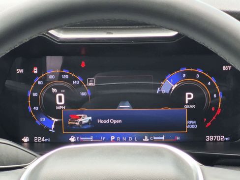 Used 2024 Chevrolet Colorado LT w/ LT Convenience Package RWD image 11
