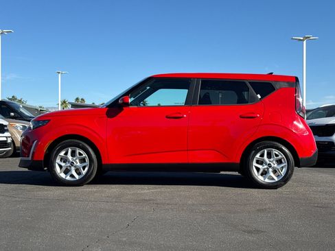 Certified 2024 Kia Soul LX w/ Option Group 015 image 6