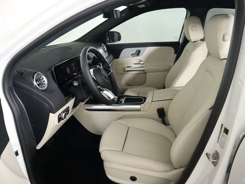 Certified 2025 Mercedes-Benz GLA 250 GLA 250 image 20