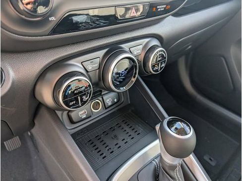 New 2026 Hyundai Venue SEL image 22