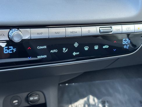 Certified 2024 Hyundai Ioniq 5 SEL RWD image 23