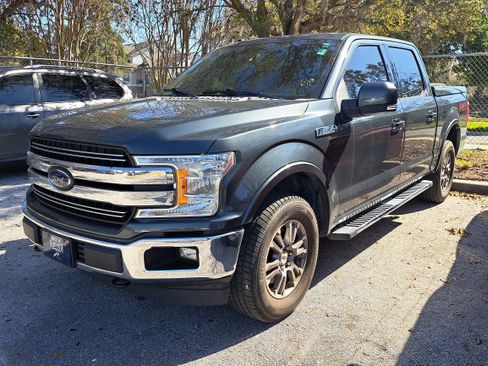 Used 2018 Ford F150 Lariat w/ Trailer Tow Package image 3