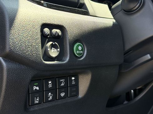 Certified 2024 Honda Ridgeline Black Edition image 14