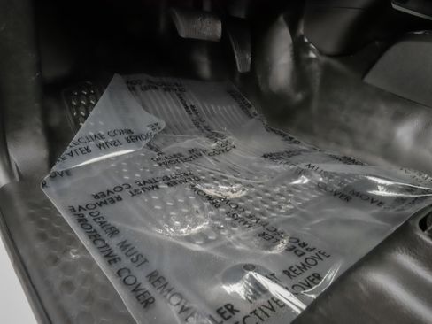 Used 2024 RAM 3500 Tradesman w/ Chrome Appearance Group image 16