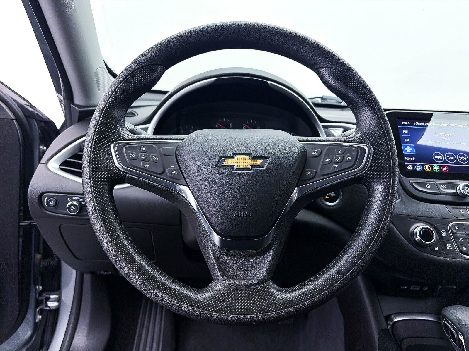 Used 2024 Chevrolet Malibu LT FWD image 27