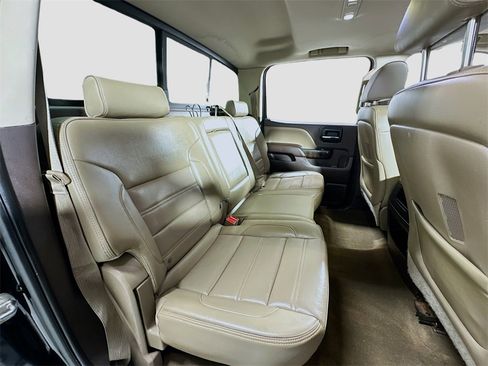 Used 2015 GMC Sierra 3500 Denali w/ Duramax Plus Package image 28