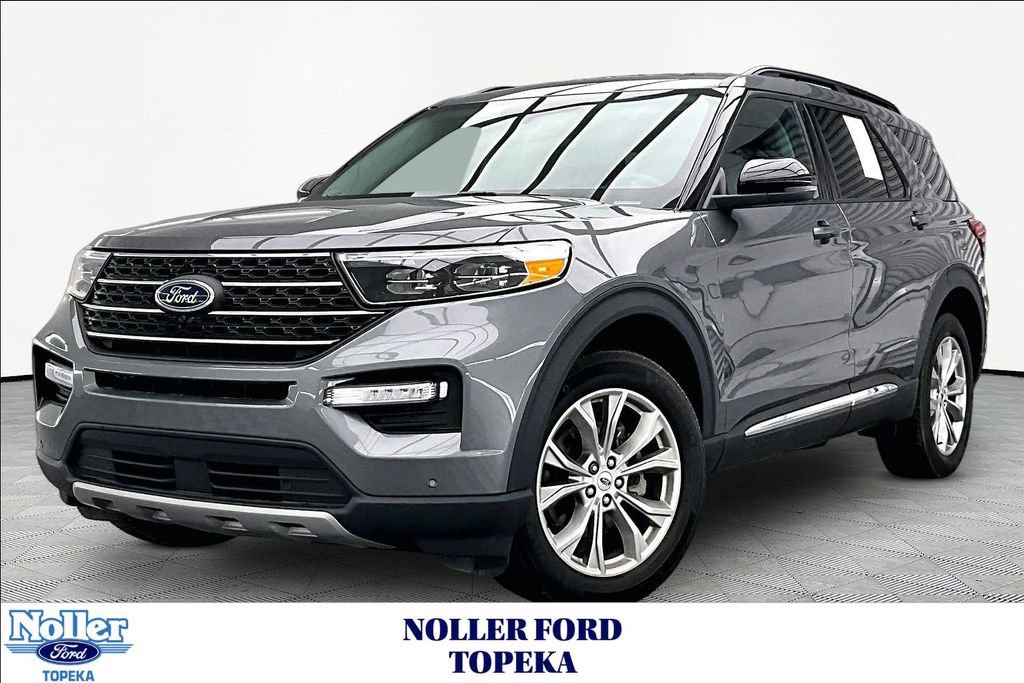 Certified 2024 Ford Explorer XLT w/ Equipment Group 202A AWD/4WD image 1