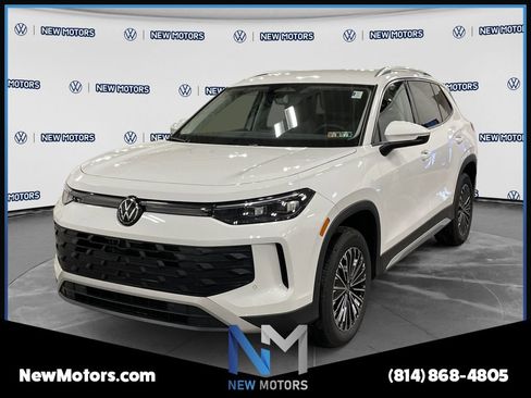 Used 2026 Volkswagen Tiguan S AWD/4WD image 1