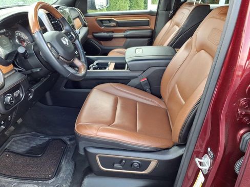 Used 2022 RAM 1500 Limited AWD/4WD image 9