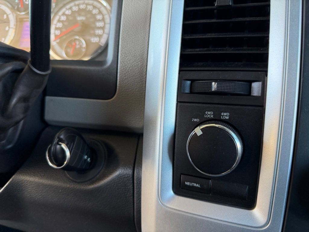 Used 2012 RAM 1500 Classic SLT w/ Popular Equipment Group AWD/4WD image 30