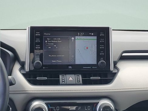 Used 2020 Toyota RAV4 Limited FWD image 14