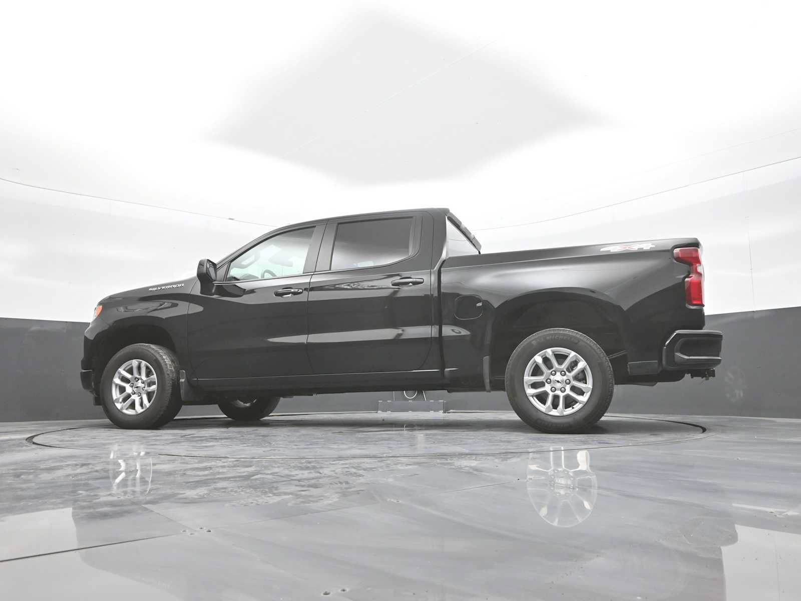 Used 2026 Chevrolet Silverado 1500 RST AWD/4WD image 38