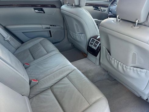 Used 2010 Mercedes-Benz S 550 image 31