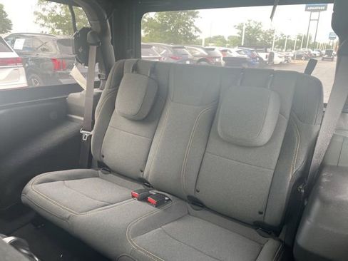 Used 2024 Jeep Wrangler Sport AWD/4WD image 7