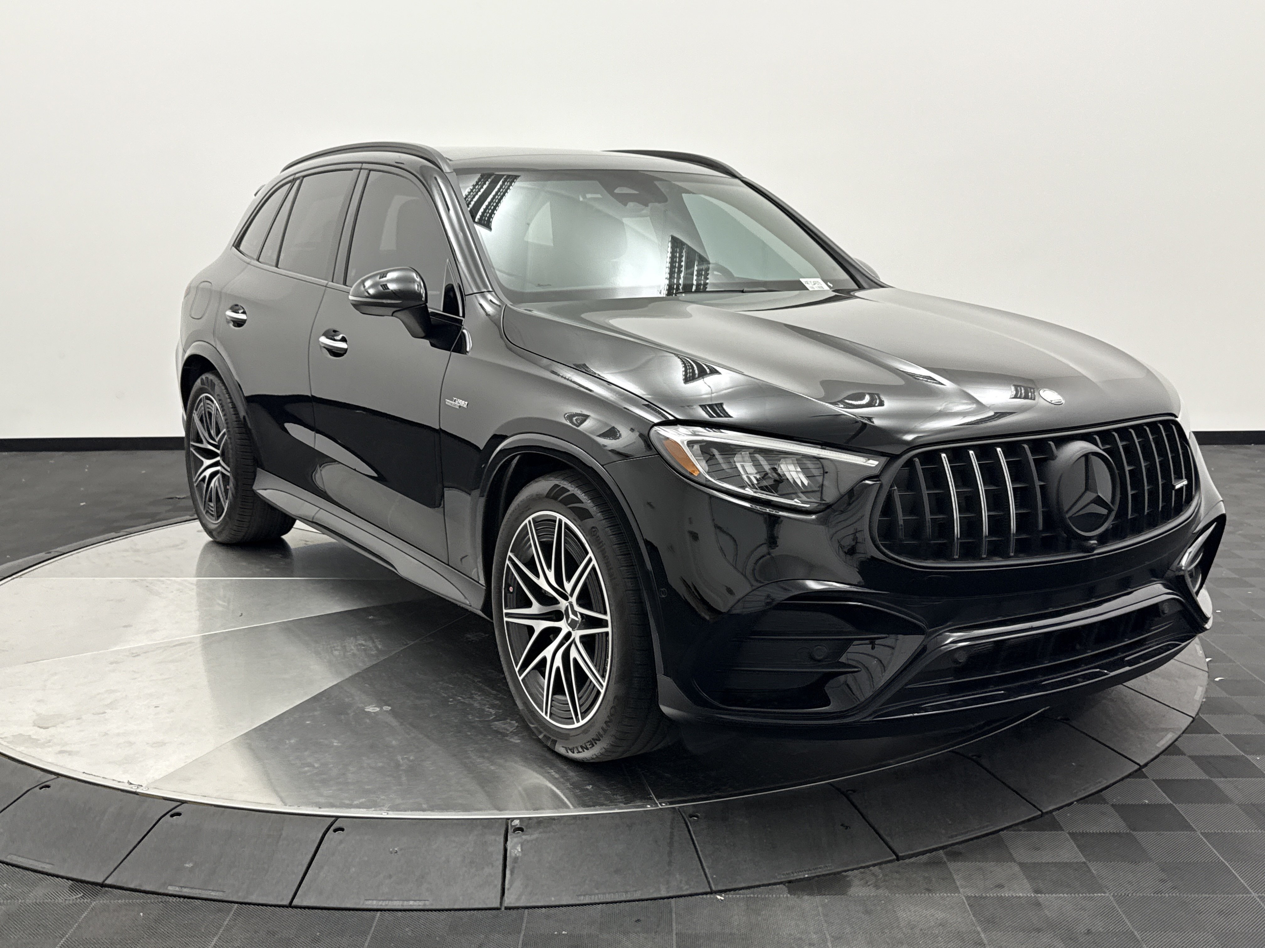 Used 2024 Mercedes-Benz GLC 43 AMG 4MATIC image 2