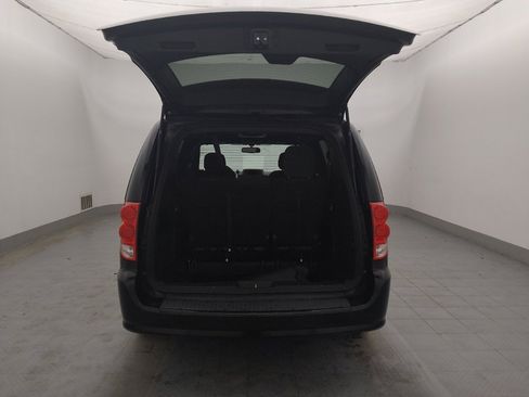 Used 2017 Dodge Grand Caravan SE image 29